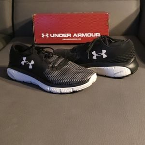 Under Armour Women's tennis shoes